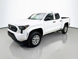 Used 2025 Toyota Tacoma SR image 3