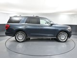 Used 2024 Ford Expedition Platinum image 4