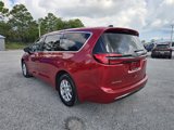 New 2026 Chrysler Pacifica Select image 4
