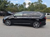 New 2026 Chrysler Pacifica Pinnacle image 3