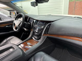 Used 2017 Cadillac Escalade ESV Luxury image 6