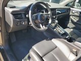 Certified 2024 Porsche Macan image 4