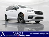 New 2025 Chrysler Pacifica Premium image 2