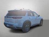 New 2025 Nissan Pathfinder SL image 3