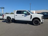 New 2025 Ford F250 4x4 Crew Cab Super Duty image 2