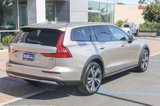 Certified 2025 Volvo V60 B5 Cross Country Plus w/ Protection Package Premier image 6
