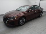 Used 2023 Nissan Altima 2.5 SV image 2