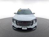 Used 2024 GMC Terrain SLT image 4
