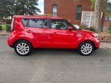 Used 2018 Kia Soul + image 2