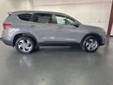 Used 2021 Hyundai Santa Fe SE image 3