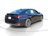 New 2025 Lexus ES 300h Ultra Luxury image 4