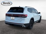 New 2025 Volkswagen Atlas Peak Edition SE image 5