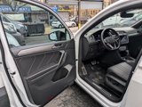 Used 2023 Volkswagen Tiguan SE R-Line image 4