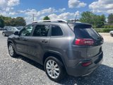 Used 2016 Jeep Cherokee Limited image 3