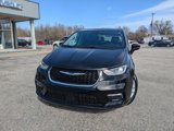 Used 2024 Chrysler Pacifica Touring-L image 2