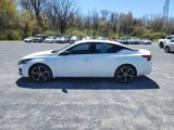 Used 2024 Nissan Altima 2.5 SR image 3