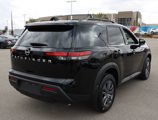 New 2025 Nissan Pathfinder SV image 4