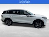 Used 2022 Lincoln Aviator Reserve w/ Equipment Group 201A image 6