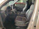 Used 2025 Honda Pilot Black Edition image 3
