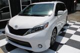 Used 2017 Toyota Sienna SE image 3