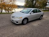 Used 2010 Toyota Camry SE image 2