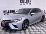 Used 2018 Toyota Camry SE image 3