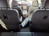 New 2025 GMC Acadia Denali w/ Super Cruise Package image 5