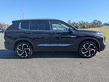 New 2025 Mitsubishi Outlander SEL image 3