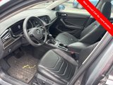 Used 2021 Volkswagen Jetta SEL Premium image 5