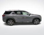 New 2025 Nissan Pathfinder Platinum image 4