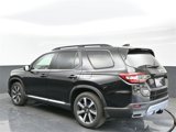 New 2025 Honda Pilot Elite image 3