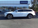 New 2025 Volvo V90 B6 Cross Country Plus w/ Climate Package image 3