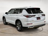 New 2025 Mitsubishi Outlander SE image 5