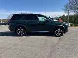 New 2025 Nissan Pathfinder Platinum image 3