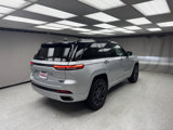 New 2025 Jeep Grand Cherokee Summit image 3