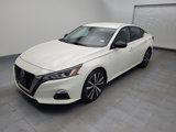 Used 2020 Nissan Altima 2.5 SR image 2