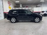 Used 2016 Chevrolet Traverse LT w/ Style and Technology Package image 2