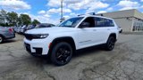 Certified 2022 Jeep Grand Cherokee L Laredo image 4