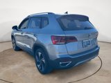 Certified 2024 Volkswagen Taos SE w/ Panoramic Sunroof Package image 5