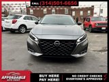 Used 2023 Nissan Altima 2.5 SR image 2