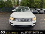 Used 2020 Volkswagen Tiguan SE w/ Panoramic Sunroof Package image 4