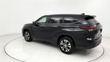Used 2024 Toyota Highlander XLE image 2