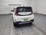 Used 2023 Kia Soul LX w/ LX Technology Package image 6