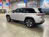Used 2023 Jeep Grand Cherokee 4WD 4xe image 3