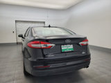 Used 2020 Ford Fusion SE image 6