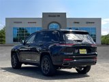 New 2025 Jeep Grand Cherokee Summit image 3