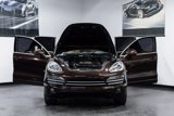 Used 2014 Porsche Cayenne Platinum Edition image 5