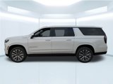 New 2025 Chevrolet Suburban High Country image 2