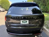 Used 2025 Land Rover Range Rover SE image 4