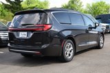 Used 2023 Chrysler Pacifica Limited image 5